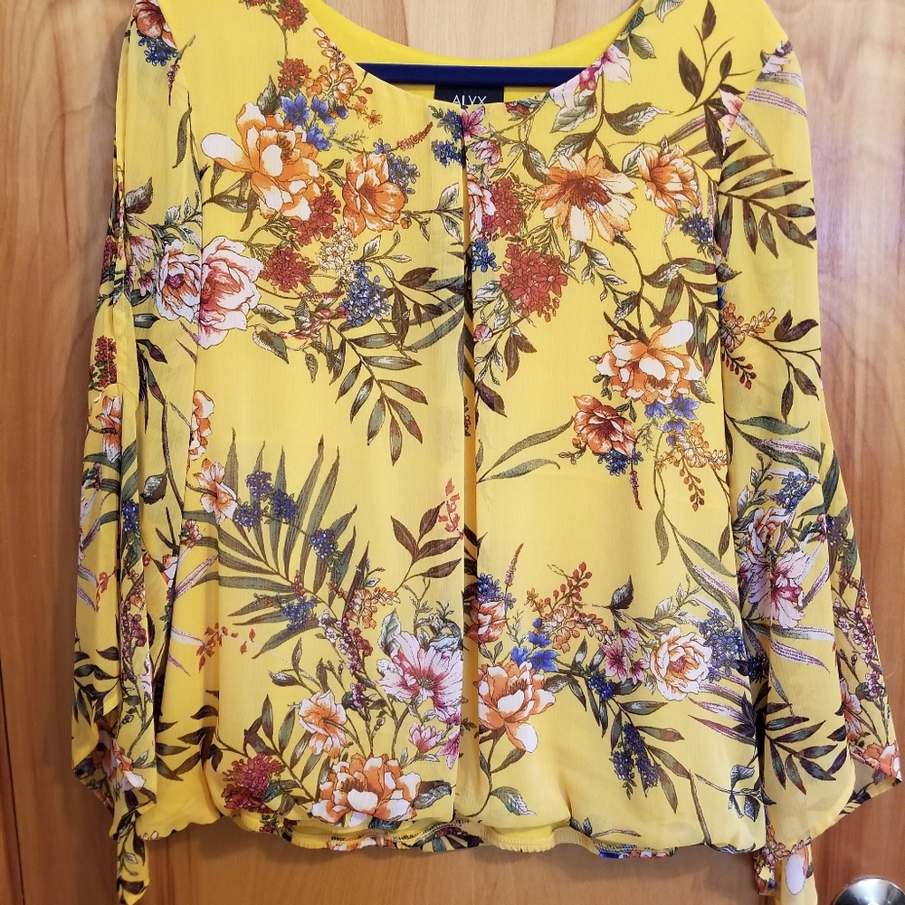 3/4 Length Sleeve Floral Top